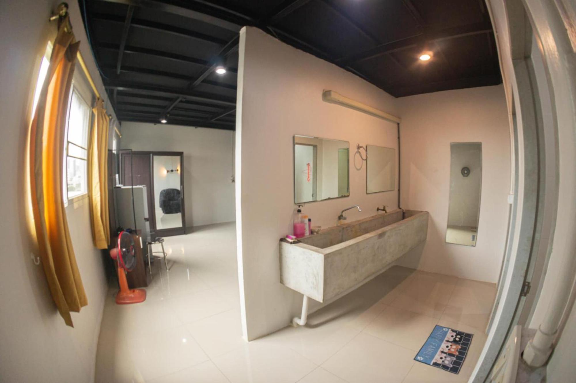 Baan1668 Hometel Near Chinatown One Bangkok Kültér fotó